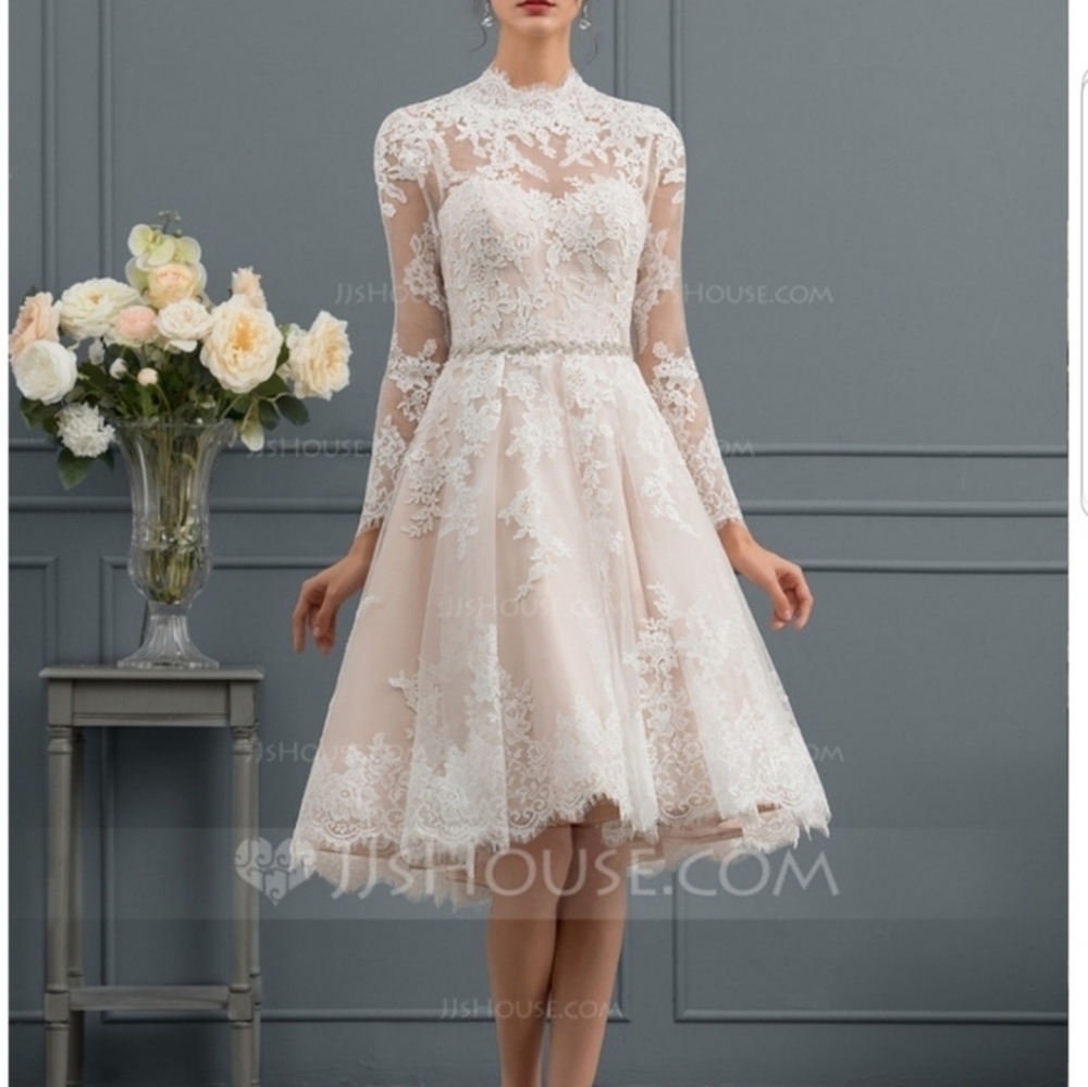 JJ's House Ivory A-line Knee-length Lace Wedding Dress Size 6 NWT